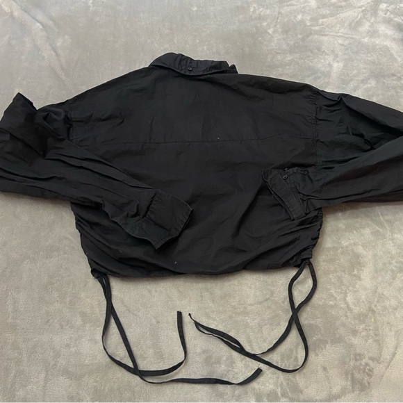 L'Academie The Lena Blouse Black Ruched Drawstring Crop Button Down Shirt 4068 - Picture 6 of 7